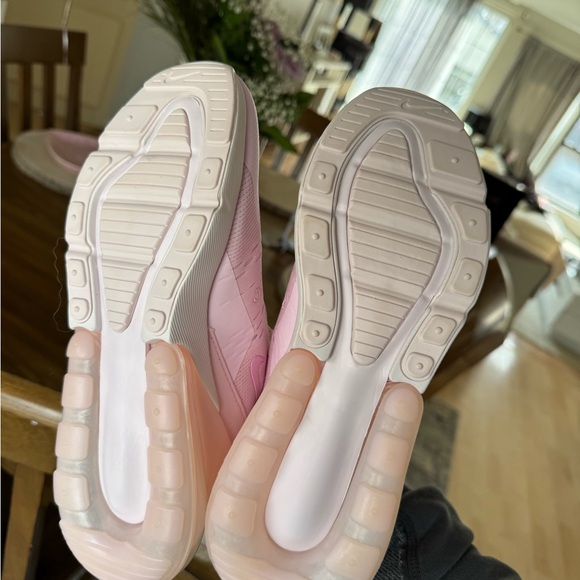 Nike Women's Air Max 270 Pink Foam Sneakers - Picture 14 of 16